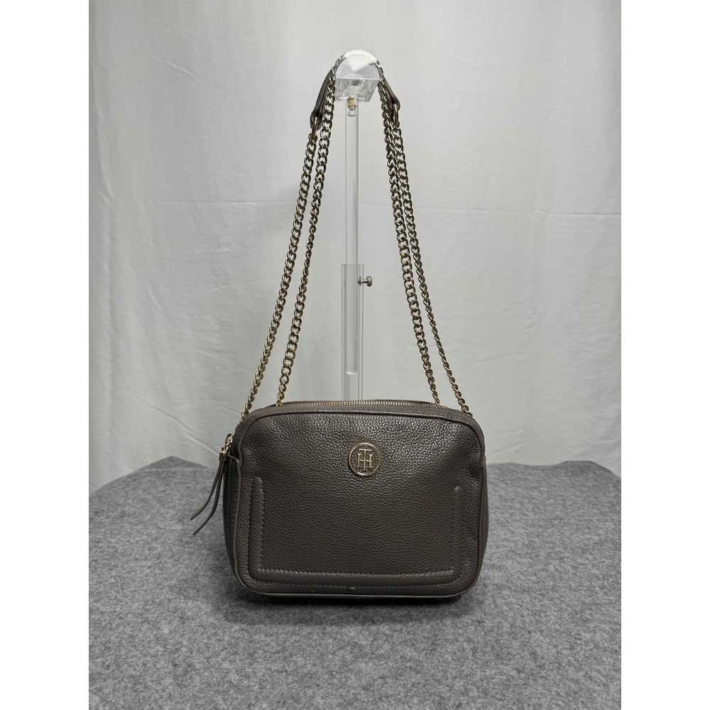 Tommy Hilfiger Pebbled Leather Camera Crossbody Bag Purse w/Chain Shoulder Strap